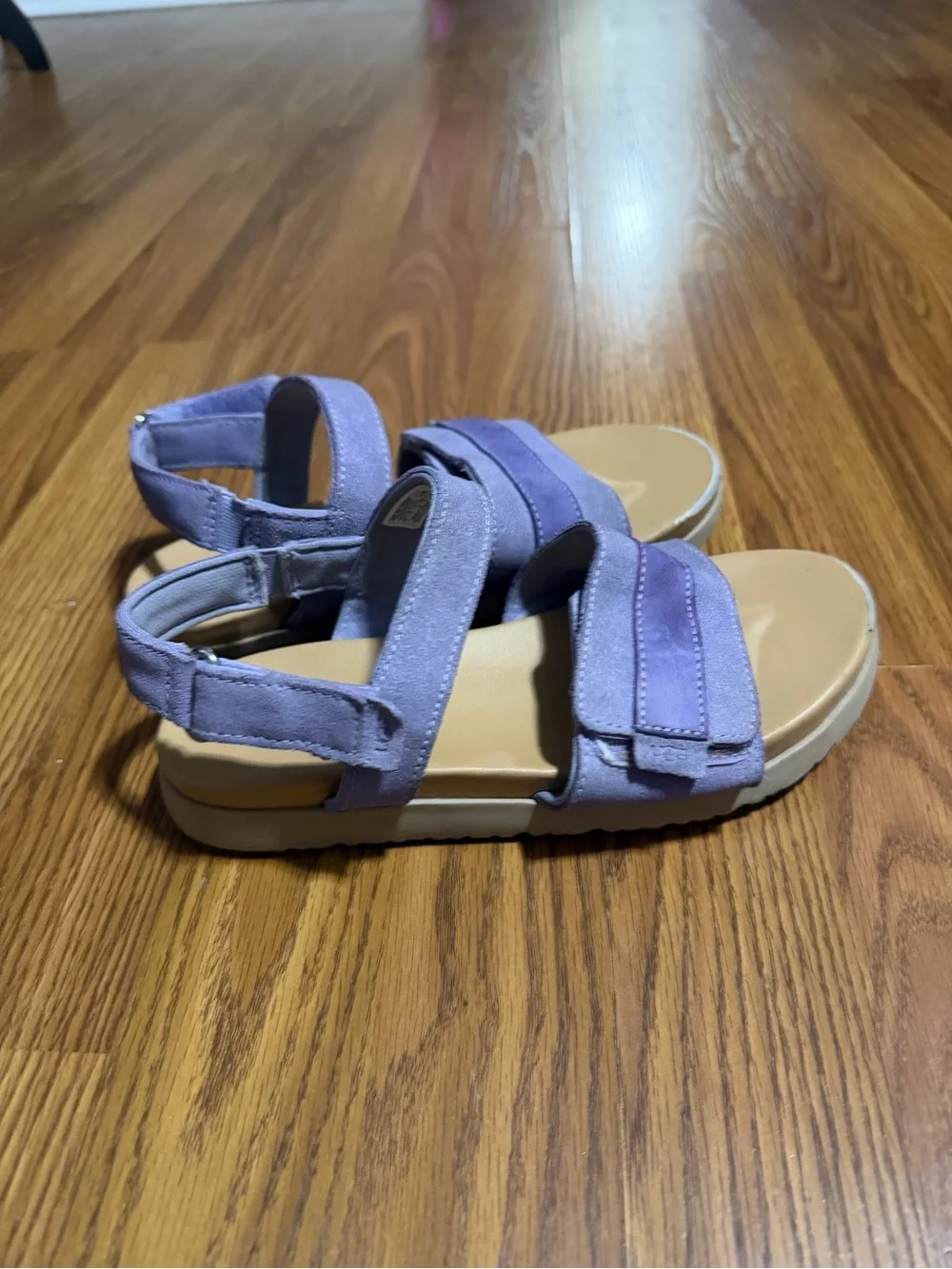 UGG suede off